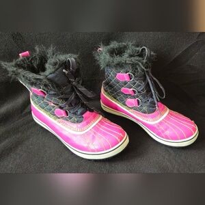 Sorel Torino Pink and Black Winter Insulated & Waterproof Boots - Size 8